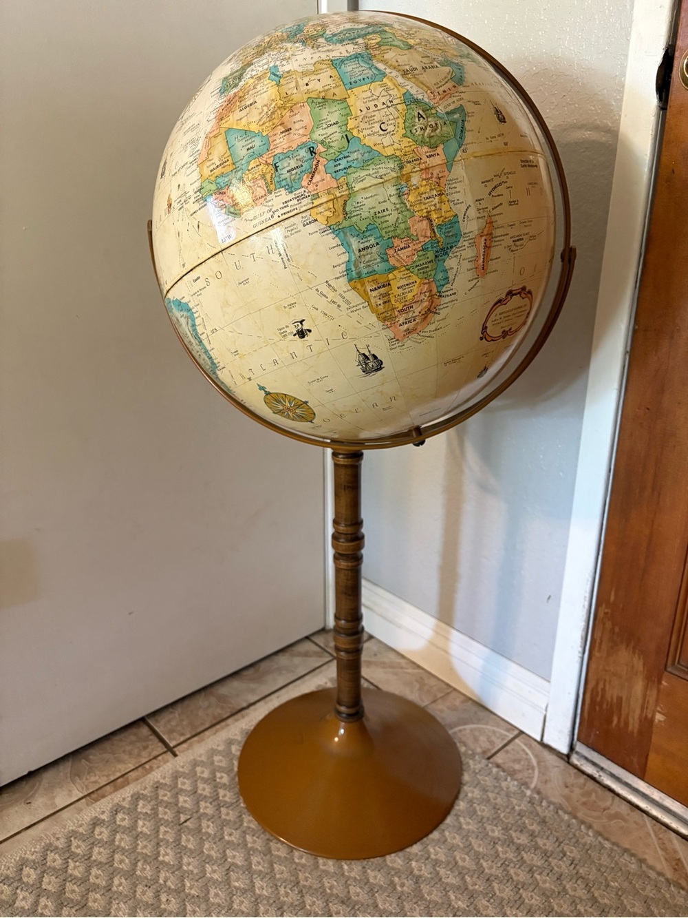 Vintage Replogle World Classic 16 inch floor Globe Detailed Map Pedestal Aged